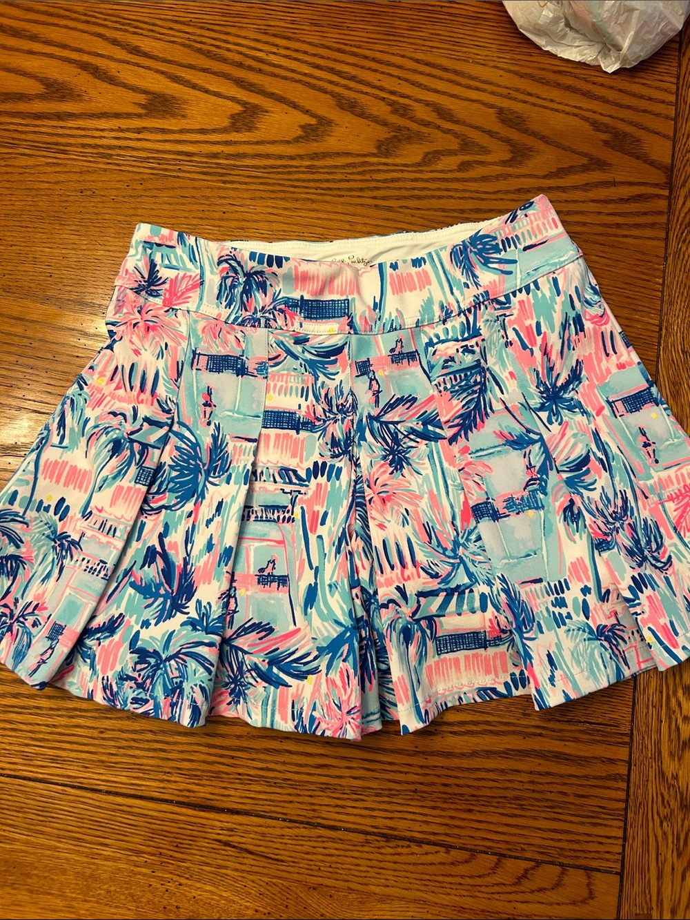 Lilly Pulitzer Pink Blue White Palm Print Pleated Shorts